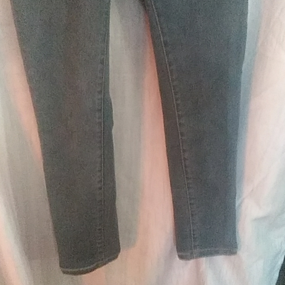 Jeans - Picture 2 of 4